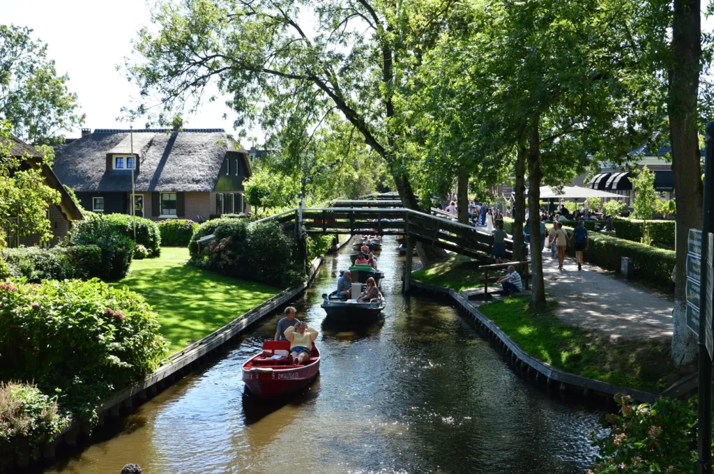Canals of Giethoorn